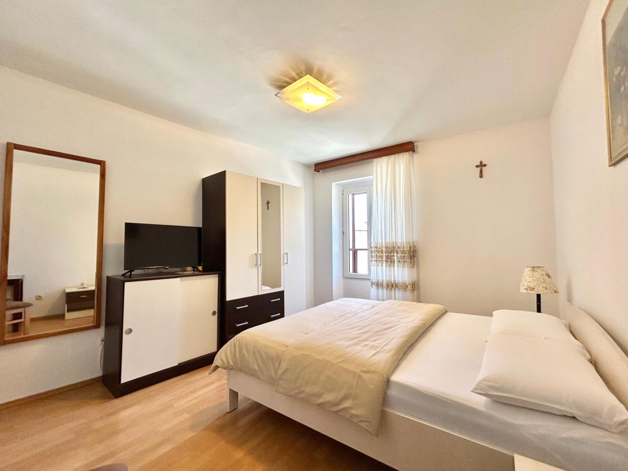 Apartments Tereza Novigrad Istria Exterior foto
